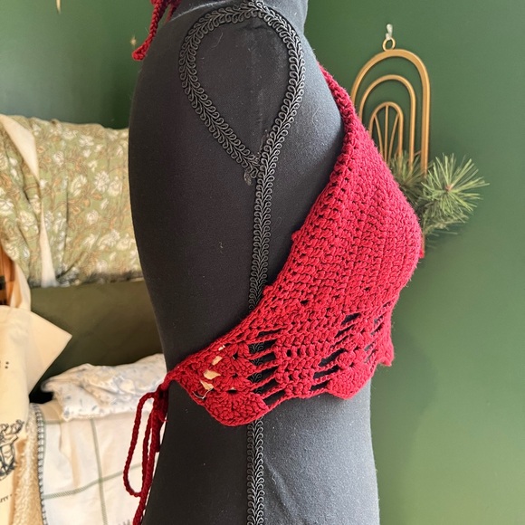 💫 Handmade red crochet halter top - Picture 5 of 12